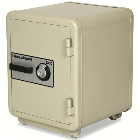 Sentry Valueguard 1330 Combination Safe