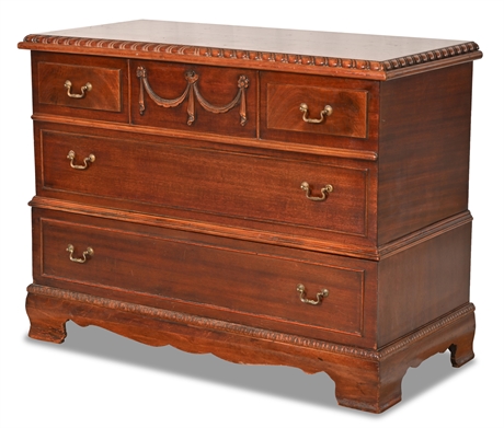 Roos Chippendale Sweetheart Cedar Chest