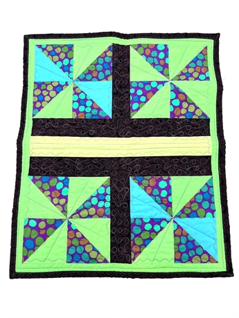 DECORATIVE QUILT