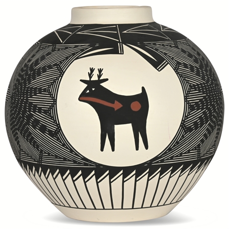 H. Poncho Acoma Fine Line Deer Pot