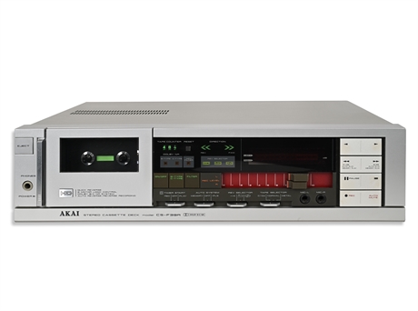 Akai CS-F39R Auto-Reverse 3-Head Cassette Deck – Dolby B/C, Metal, Japan