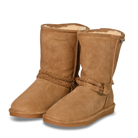 Ladies Size 9 Bearpaw Boots