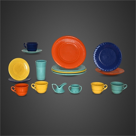 Red Wing Gypsy Trail Ribbed Dinnerware, 17 Pieces, Four Colors
