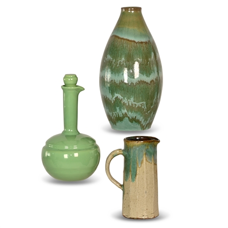 Stoneware and Ceramic Décor