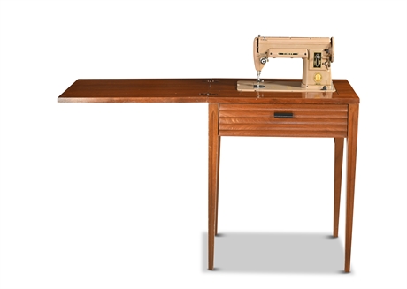 Vintage Singer Sewing Machine & Sewing Cabinet