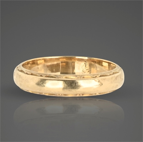 14K Yellow Gold Wedding Band – Classic Vintage Style