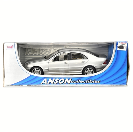 Anson 1:18 Mercedes-Benz C-Class (W203) Silver – Collectible Die-Cast Model