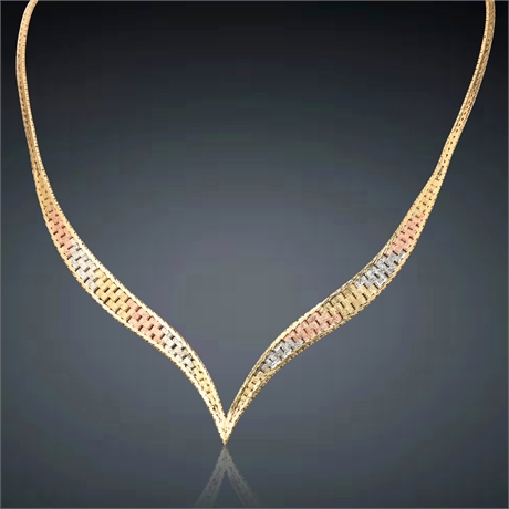 Italian Solid 14K Tri-Colored Gold V-Neck Brick Link Collar Necklace