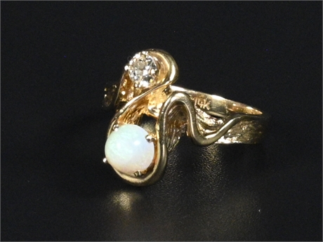 14k Opal And Diamond Ring