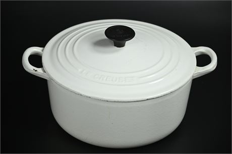 Le Creuset Dutch Oven with Lid