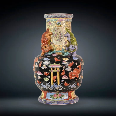 Whimsical Qianlong Foo Lion Vase