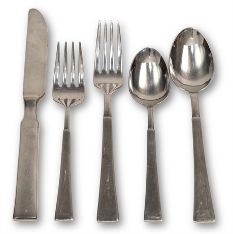 Oneida 'Oxford Hall' Flatware