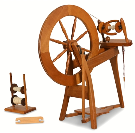 Classic Ashford Spinning Wheel