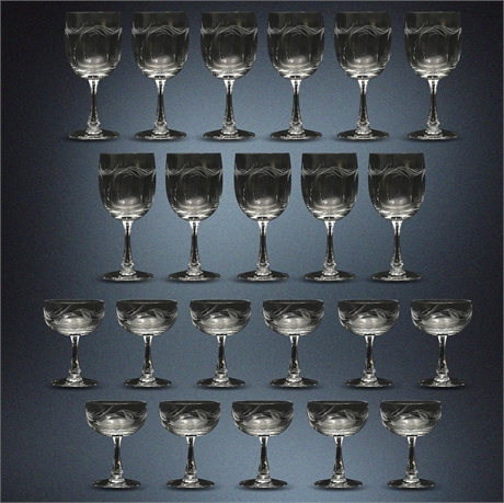 Fostoria "Carousel" Glassware Set – 22 Pieces – Water & Cocktail Glasses