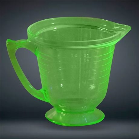 Sold at Auction: LARGE GREEN DEPRESSION GLASS MEASURING JUG & PLATE + SMALL  BOWL