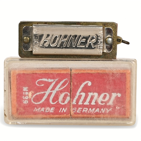 Hohner “Little Lady” Mini Harmonica – Maker Marked, Orig. Box, Germany