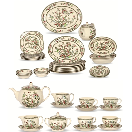 Johnson Bros 'Indian Tree' Dinnerware