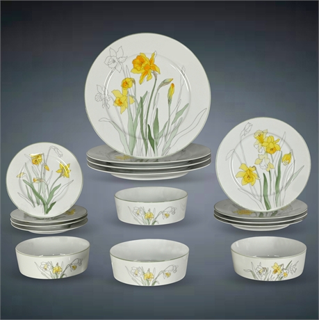 1983 Block Spal-Watercolors "Daffodil" 16-Piece Dinnerware Set