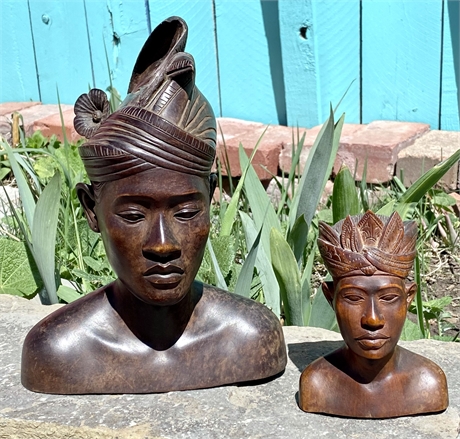 Vintage African Hand-Carved Wooden Sculptures, Set of 2
