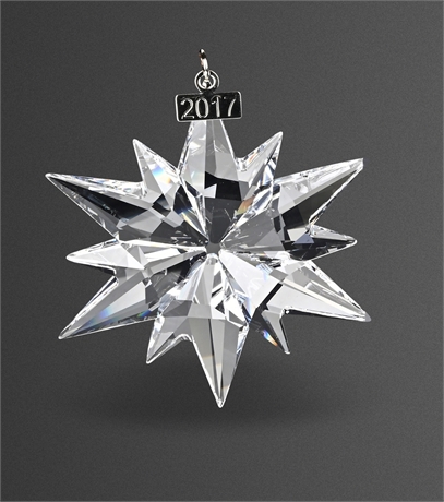 Swarovski 2017 Annual Christmas Star Ornament with Box & Documentation