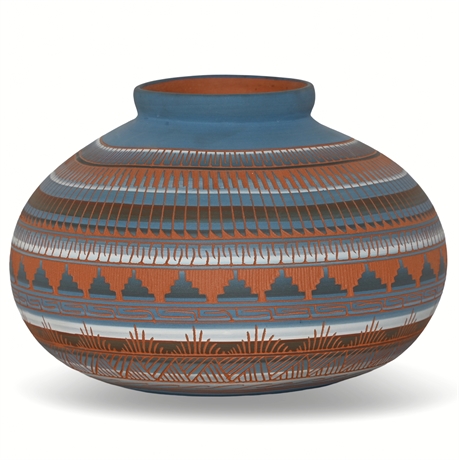 M. Grey Navajo Sgraffito Pot