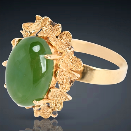 Vintage 14K Nephrite Jade Cocktail Ring
