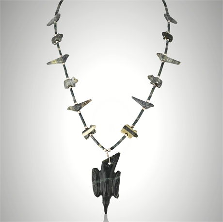 Zuni Fetish Necklace, Serpentine & Jasper Bears & Birds