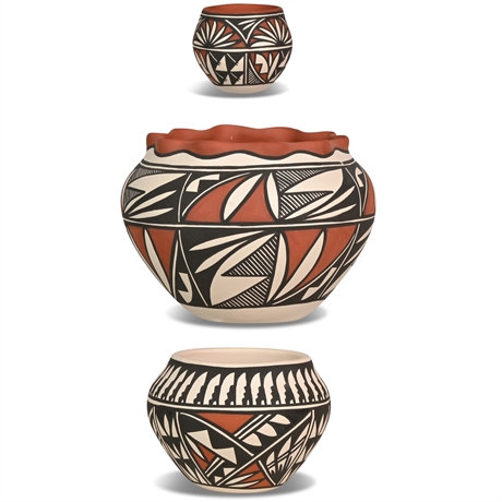 Acoma & Laguna Pueblo Pottery