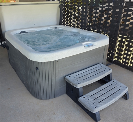 Master Spas Getaway San Miguel 110V/240V Plug-and-Play Hot Tub