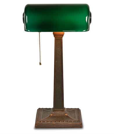 1917 Verdelite Banker's Lamp