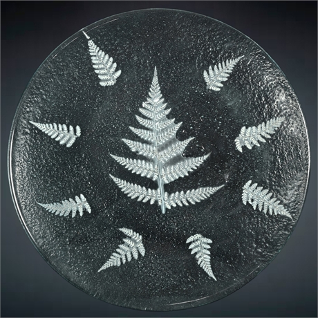 Mikasa Hoya Fern Crystal Plate