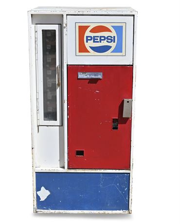 Vintage Pepsi Vendorlator Machine