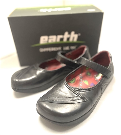 Earth Shoes Mary Jane’s Size 8