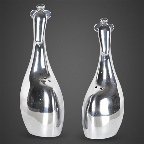 Nambe “Savanna” Giraffe Salt & Pepper Shakers – Neil Cohen Design, Boxed