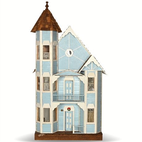 Enchanting Victorian Doll House