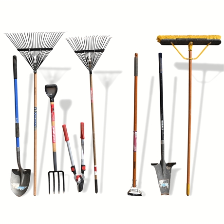 Lawn Tools Essentials I