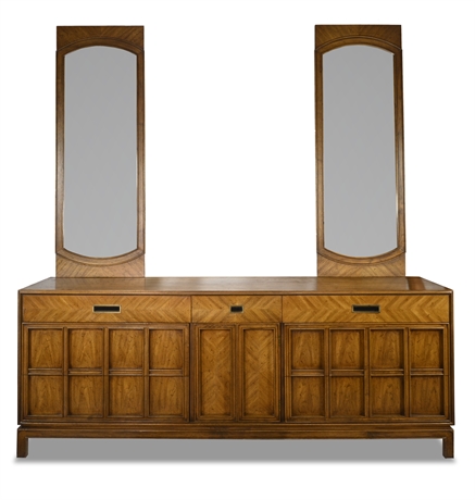 Thomasville Dresser with Mirrors