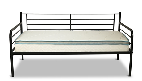 Daybed with Mattress