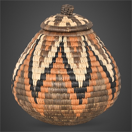 Traditional Zulu Ilala Palm Basket with Lid – Handmade by Gugu