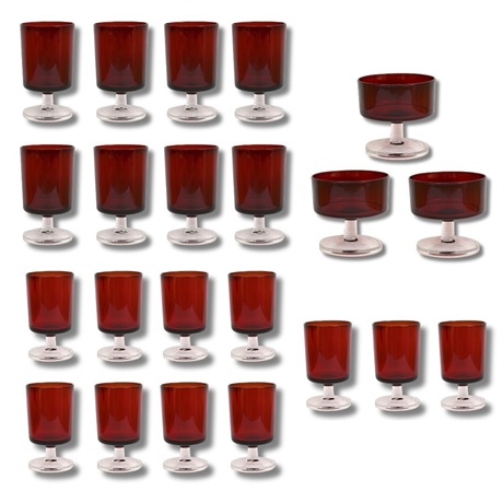 Cristal d'Arques Cavalier Ruby Glass Service, 22 Pieces