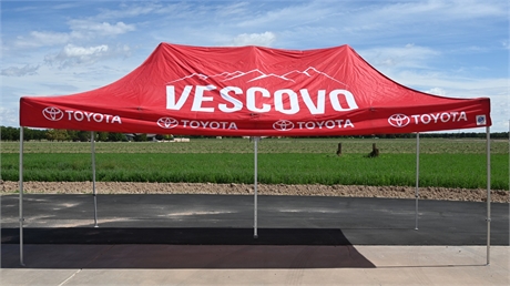 Heavy Duty Commercial 10X20 EZ-UP Shelter.