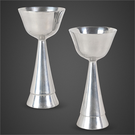 Pair of Nambé Marilyn Davidson Cordial Goblets, Model 6250