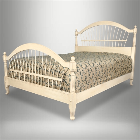 Ethan Allen 'Maison' Country French Queen Spindle Bed