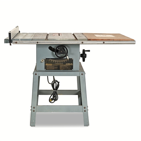 Delta 10" Cast Iron Contractor's Saw — Rip Fence, Stand, USA