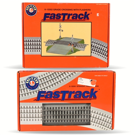 Lionel FasTrack® Grade Crossing & Straight Track Set - New/Open Box