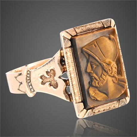 Antique 10K Gold Tiger's Eye Warrior Ring