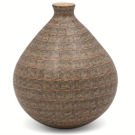 Mata Ortiz Pottery Jar by Oralia López Guillen – Geometric Spiral Design