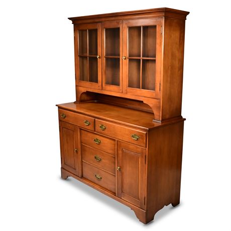 Classic Maple Hutch by Willett Furniture