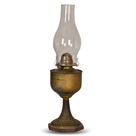 Antique Handlan Iron Oil Lamp