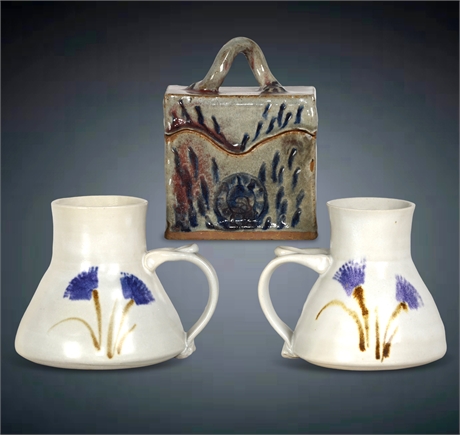 Pair Mugs & Tea Bag Carrier